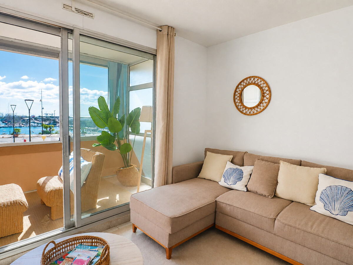 T2 climatisé Sète avec garage privé et loggia vue port - Photo 5