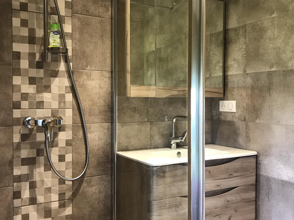 Gîte récemment rénové avec parking privé au Clerjus - Photo 14