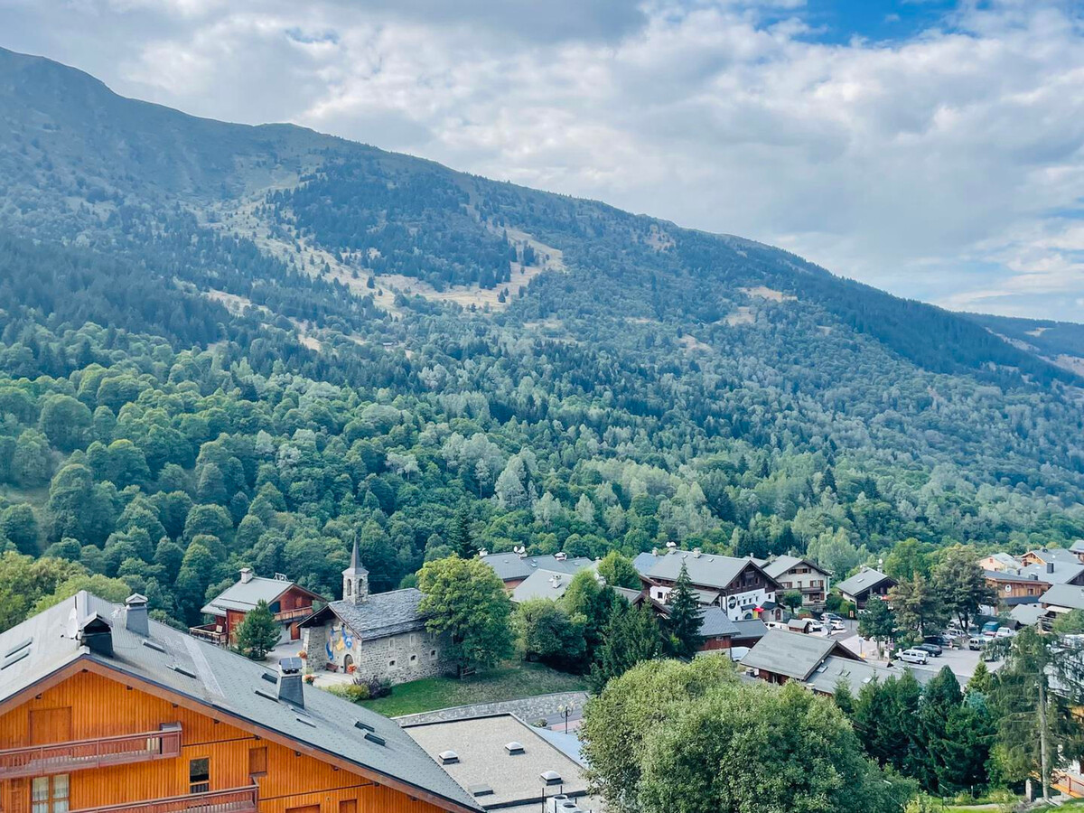 Appartement 3 pièces rénové avec balcon et vue montagne - Photo 4