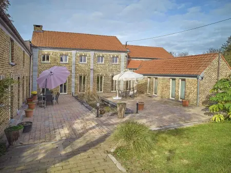 Location maison à Geetbets, Maison de vacances spacieuse avec terrasse