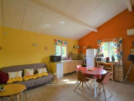Maison familiale spacieuse avec piscine à Vagnas - Photo 2