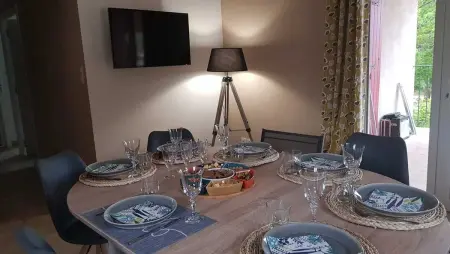 Maison familiale spacieuse avec piscine à Vagnas - Photo 7