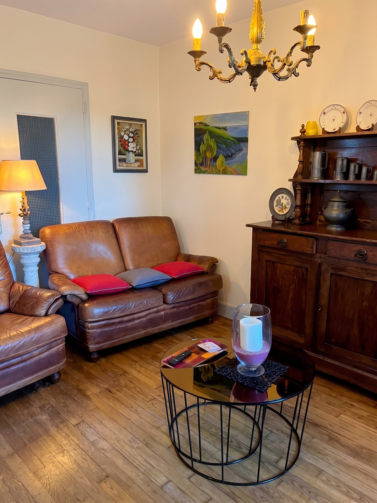 Maison 90 m² à Bozouls : 3 chambres, jardin et cour pavée - Photo 2