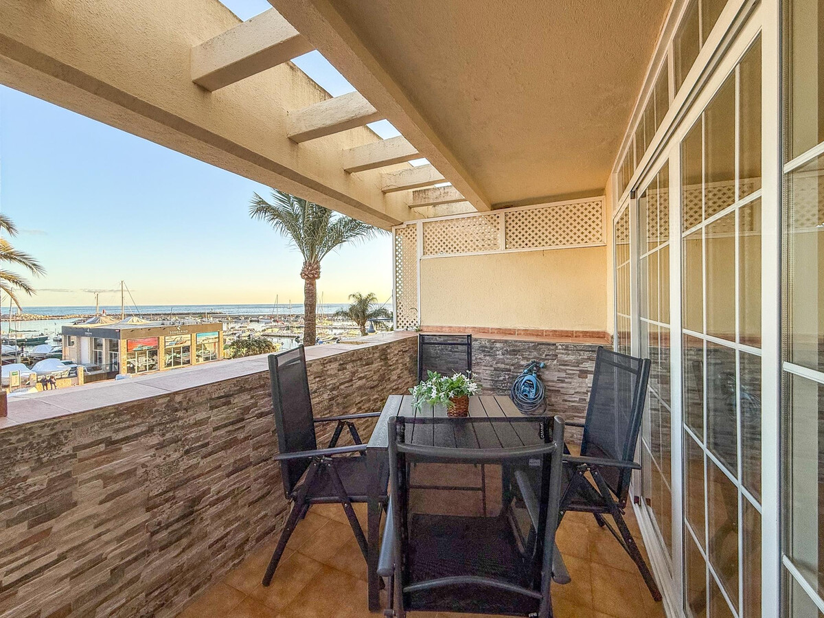 Duplex vue mer et port à Estepona, 2 piscines - Photo 17