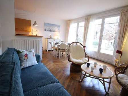 Location appartement à Bagnères de Luchon, T3 Duplex 4/6 pers, parking gratuit, confort moderne