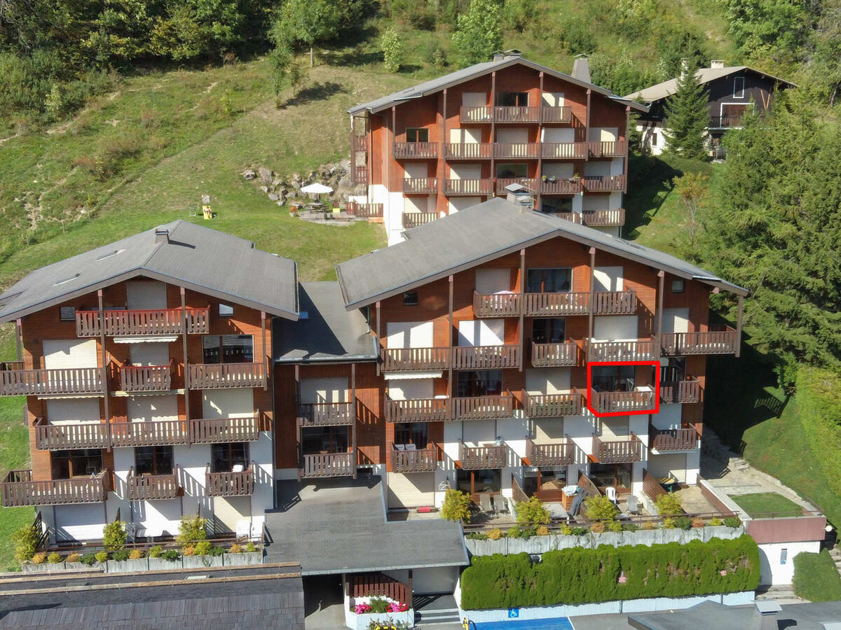 Studio 21 m² balcon Sud, garage, WiFi à La Clusaz - Photo 9