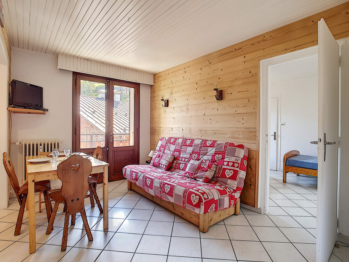Appartement 4 pers La Clusaz, balcon et casier à skis - Photo 2