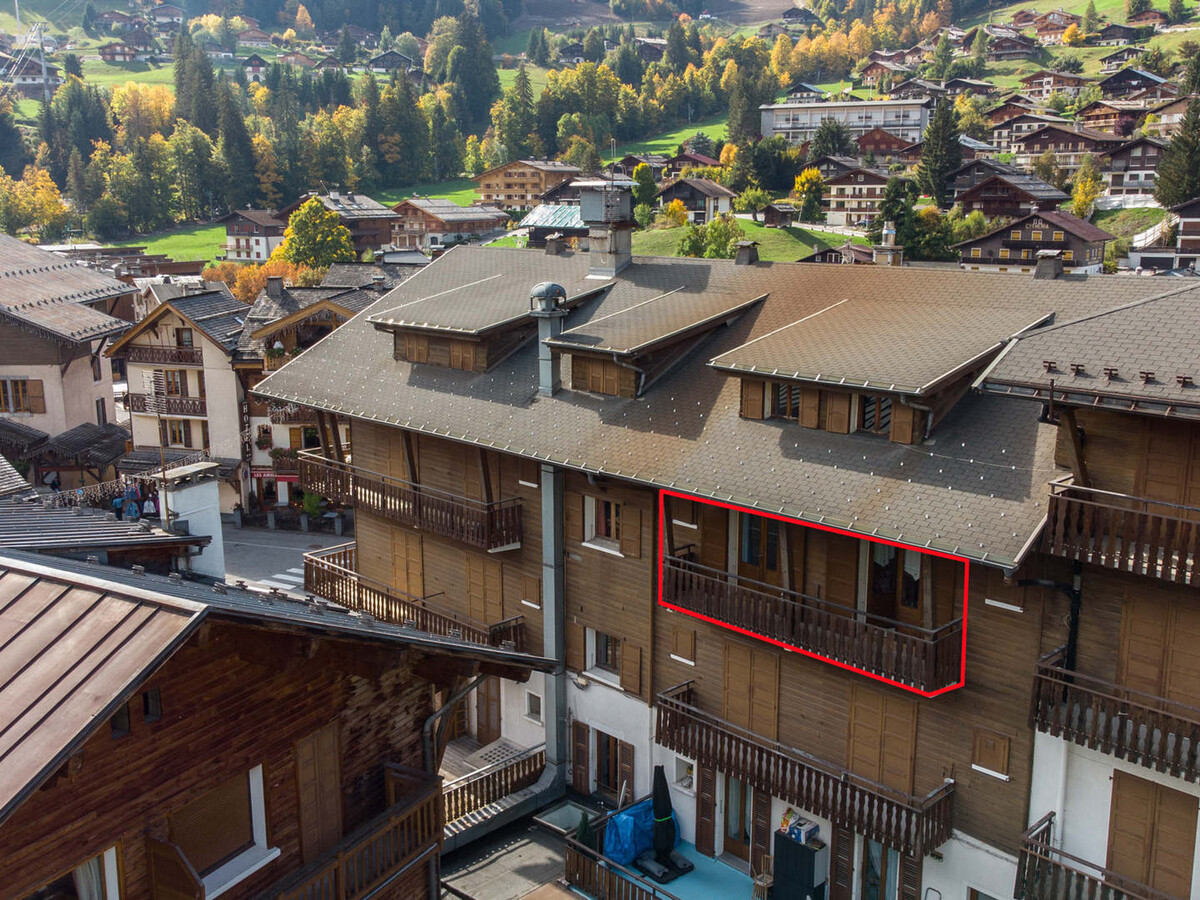 Appartement 4 pers La Clusaz, balcon et casier à skis - Photo 10