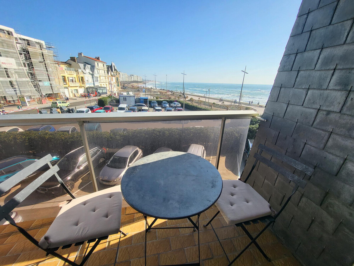 Studio neuf vue mer aux Sables-d'Olonne, 100m plage - Photo 2