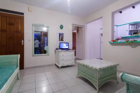 Appartement moderne à Sainte-Anne 42 m² avec piscine partagée - Photo 7
