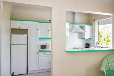 Appartement moderne à Sainte-Anne 42 m² avec piscine partagée - Photo 8