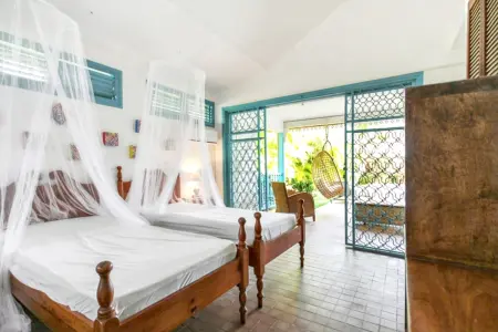 Villa élégante à Saint François, 75 m², piscine privée - Photo 16