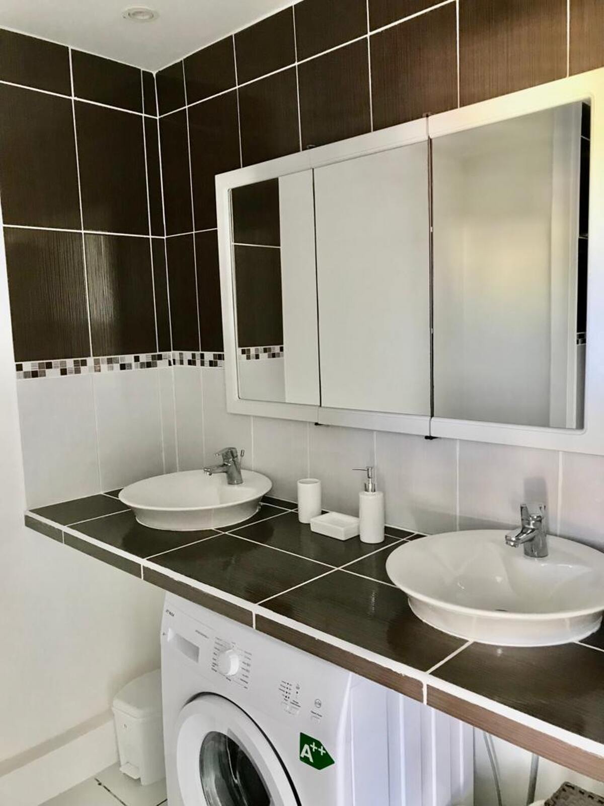 Studio 40 m² vue lac et montagnes - Saint-Martin - Photo 2