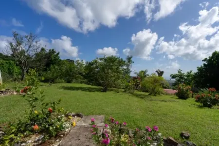 Appartement avec terrasse et jardin privés à Rivière-Salée, Martinique : photo 3