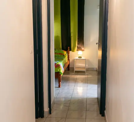 Appartement 42 m² au Gosier avec balcon, vue ville et parking : photo 2