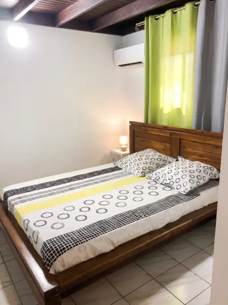 Appartement 42 m² au Gosier avec balcon, vue ville et parking : photo 4