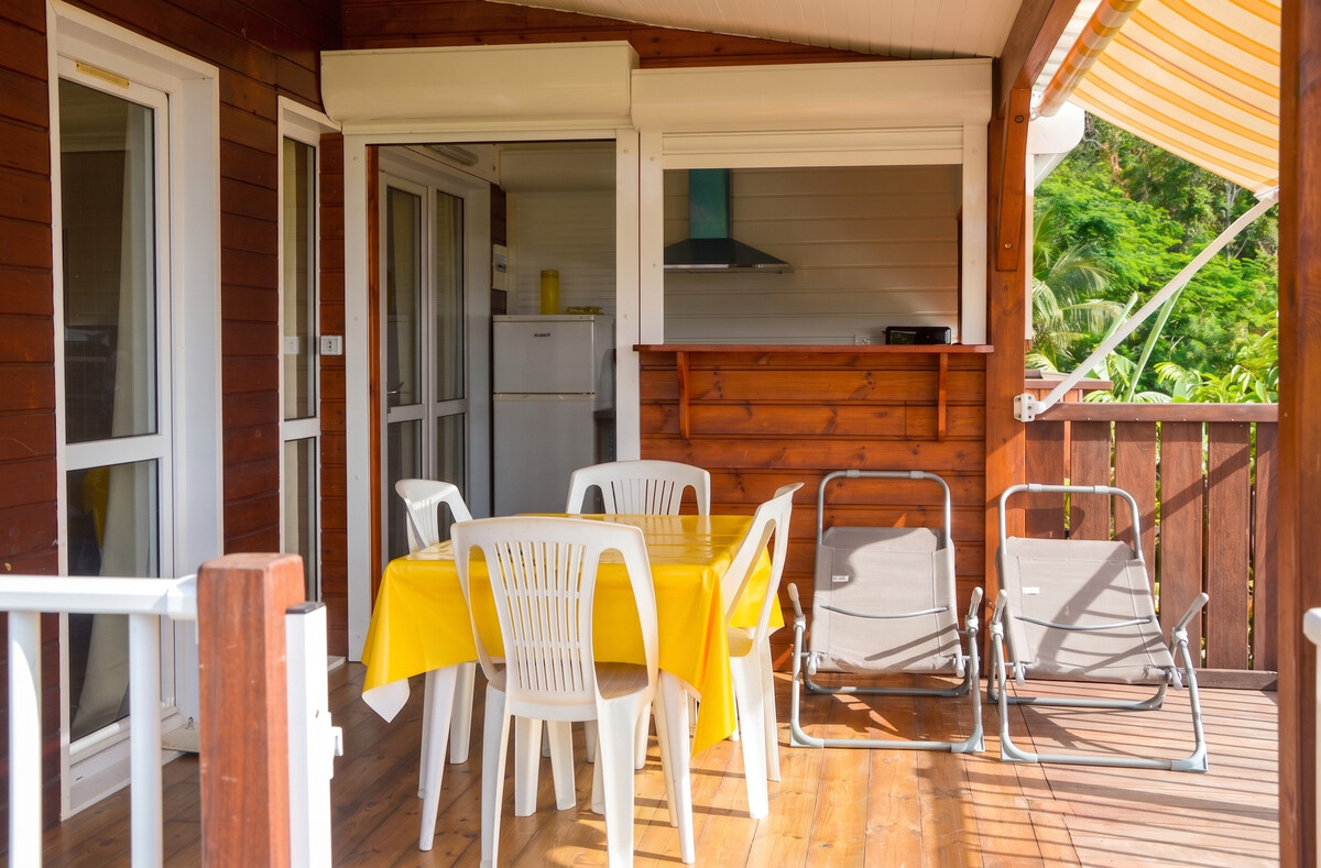Bungalow 4 pers. à Bouillante, terrasse vue mer à 5 min de plage - Photo 7