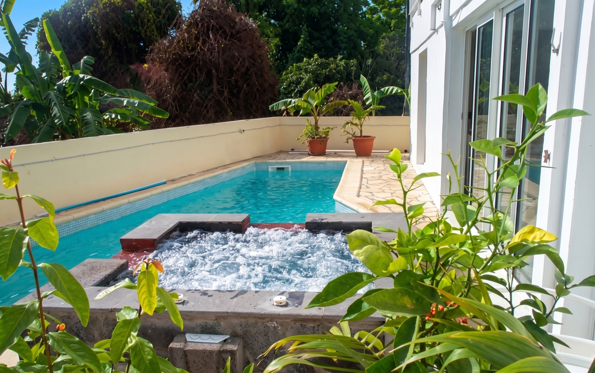 Maison 2 chambres avec piscine partagée au Bois des Nefles, Saint-Paul - Photo 1