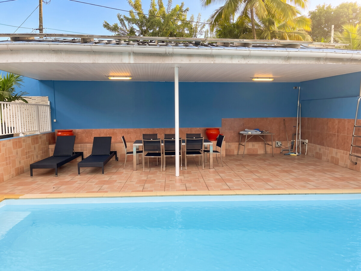 Villa avec piscine privée chauffée à Saint-Esprit, 3 chambres - Photo 4