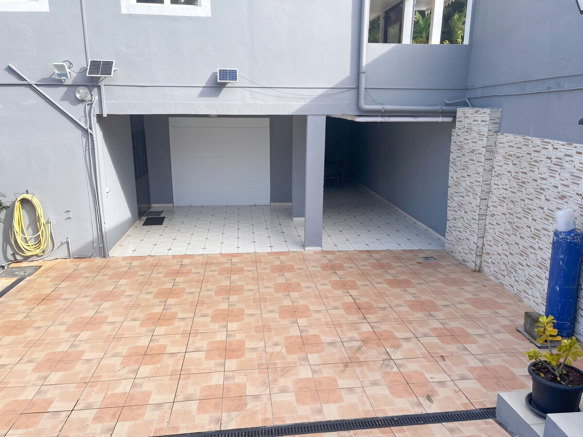 Villa avec piscine privée chauffée à Saint-Esprit, 3 chambres - Photo 7