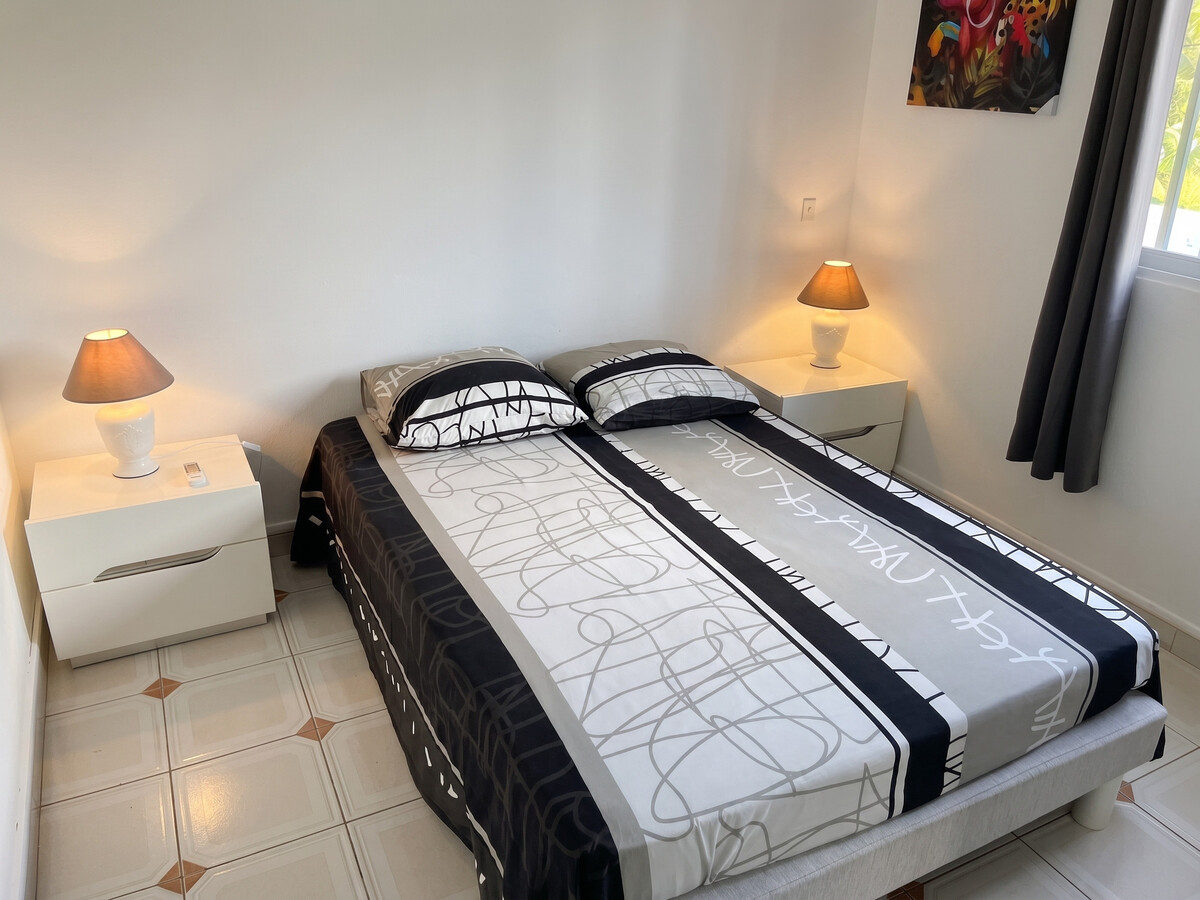 Villa avec piscine privée chauffée à Saint-Esprit, 3 chambres - Photo 13