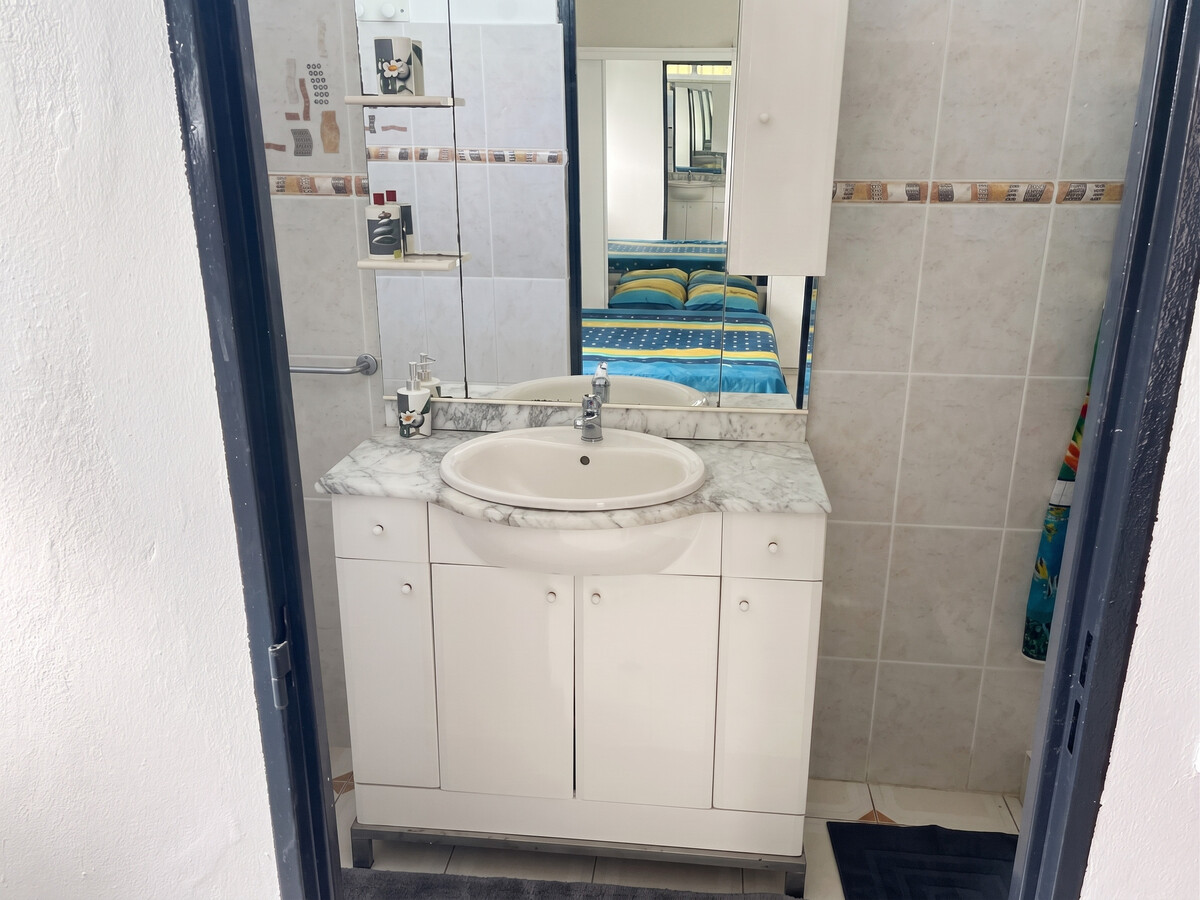 Villa avec piscine privée chauffée à Saint-Esprit, 3 chambres - Photo 18