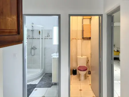 Villa charmante près de Saint-Esprit avec piscine privée - Photo 16