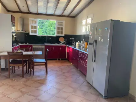 Maison spacieuse avec jardin au Diamant, proche plages - Photo 5