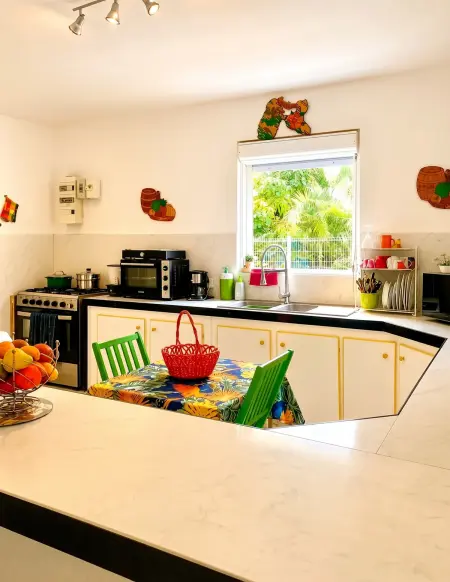 Appartement 250 m² avec jardin et terrasse à Le Gosier, 4 chambres : photo 9