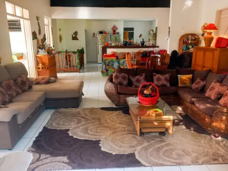 Appartement 250 m² avec jardin et terrasse à Le Gosier, 4 chambres : photo 11
