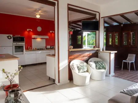 Maison avec piscine partagée et vue mer à Pointe-Noire, 6 pers. : photo 7