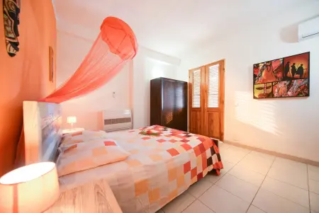 Maison avec piscine partagée et vue mer à Pointe-Noire, 6 pers. : photo 12