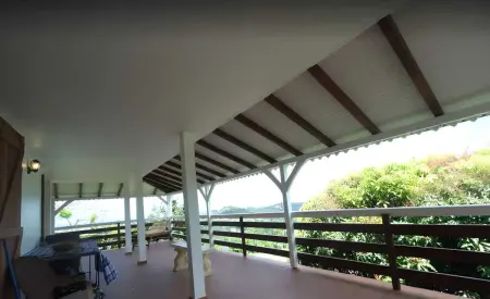 Maison avec vue mer et jardin à Rivière-Pilote, Martinique : photo 8