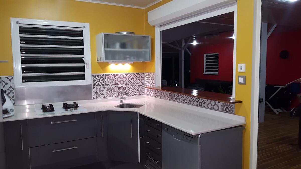 Villa avec piscine privée et jardin clôturé au Lamentin, Martinique - Photo 6