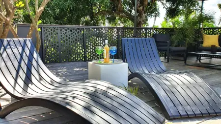 Villa élégante avec jardin au Lamentin et piscine privée. - Photo 21