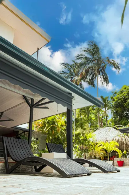 Villa élégante avec jardin au Lamentin et piscine privée. - Photo 29