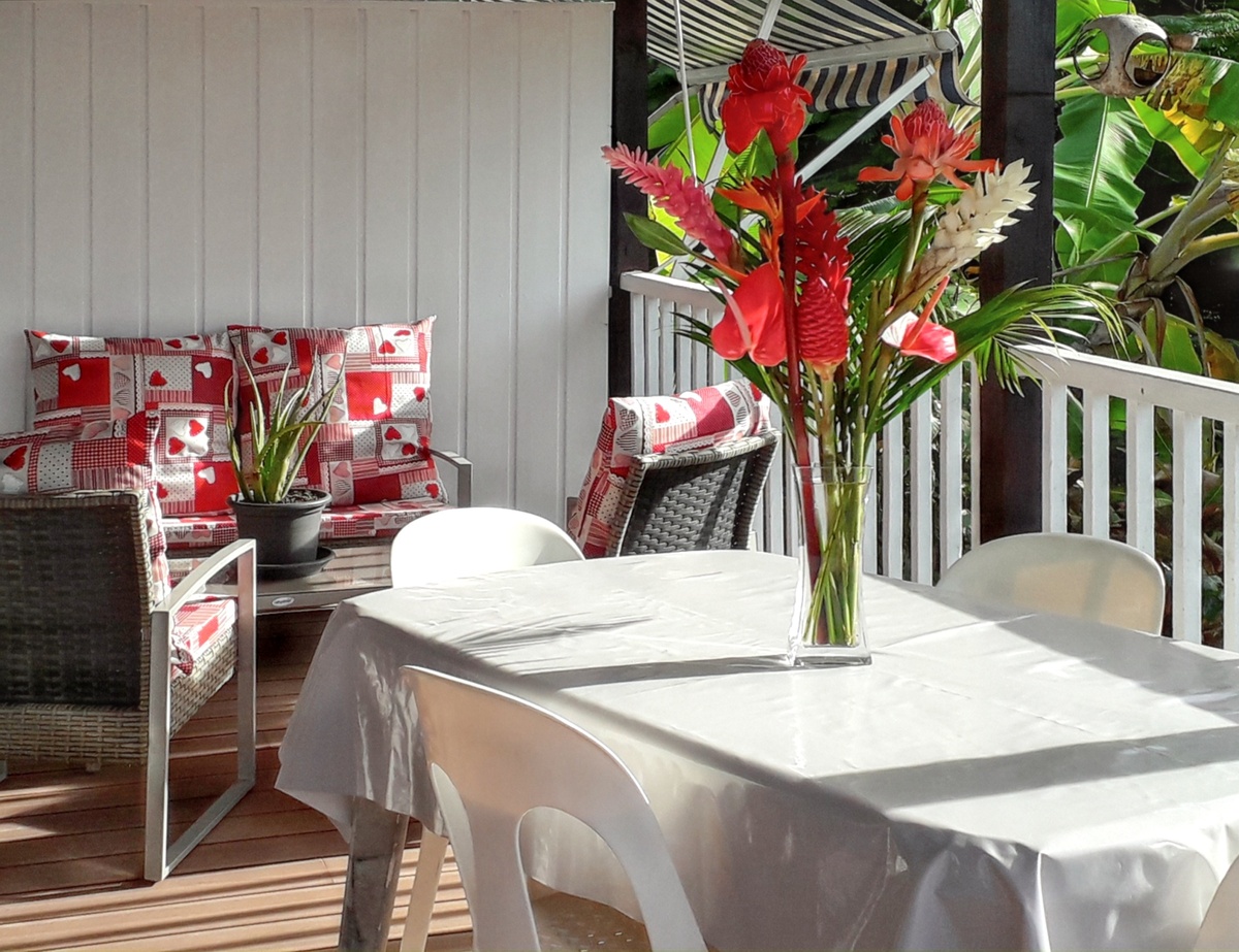 Bungalow 2 chambres à Bouillante avec terrasse barbecue - Photo 4