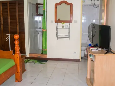 Appartement 62 m² avec terrasse et jardin à Rivière-Pilote : photo 10