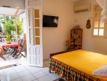 Studio 30 m² avec jardin clos et terrasse, Sainte-Luce : photo 8