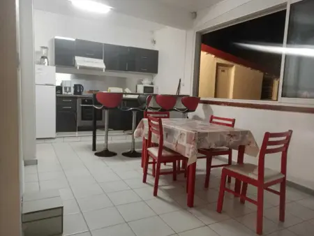 Appartement charmant à Sainte-Anne, 70 m², avec piscine - Photo 2