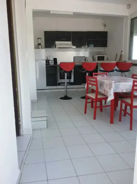Appartement charmant à Sainte-Anne, 70 m², avec piscine - Photo 8