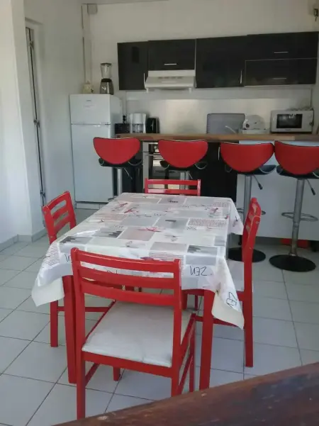 Appartement charmant à Sainte-Anne, 70 m², avec piscine - Photo 9