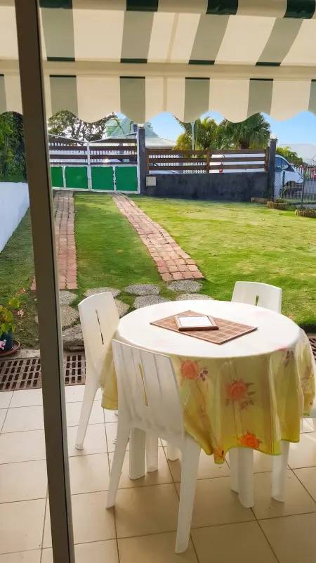Appartement 30 m² avec terrasse et jardin clos à Baie-Mahault : photo 6