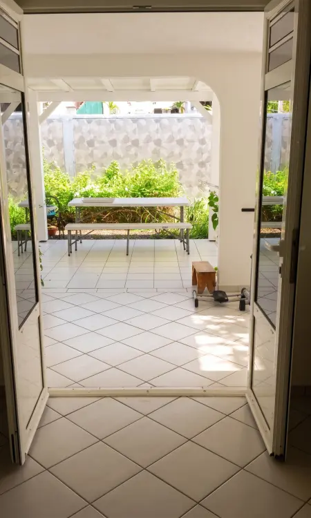 Maison avec piscine privée et jardin clos à Petit Bourg : photo 8