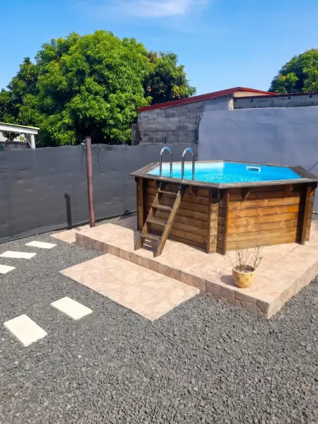 Maison avec piscine privée et jardin clos à Petit Bourg : photo 18