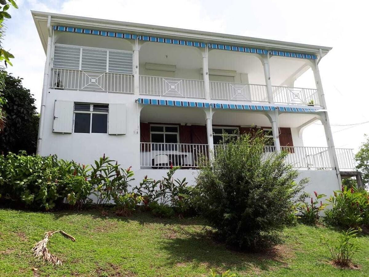 Maison avec vue mer et terrasse à Deshaies, Guadeloupe - Photo 1