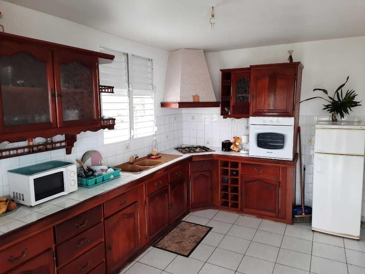 Maison avec vue mer et terrasse à Deshaies, Guadeloupe - Photo 9