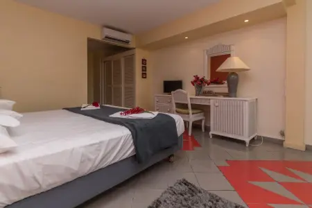 Studio vue mer avec terrasse à Le Gosier, 42 m² en Guadeloupe : photo 12