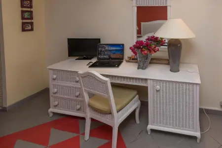 Studio vue mer avec terrasse à Le Gosier, 42 m² en Guadeloupe : photo 17