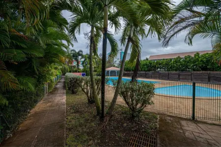 Studio vue mer avec terrasse à Le Gosier, 42 m² en Guadeloupe : photo 30